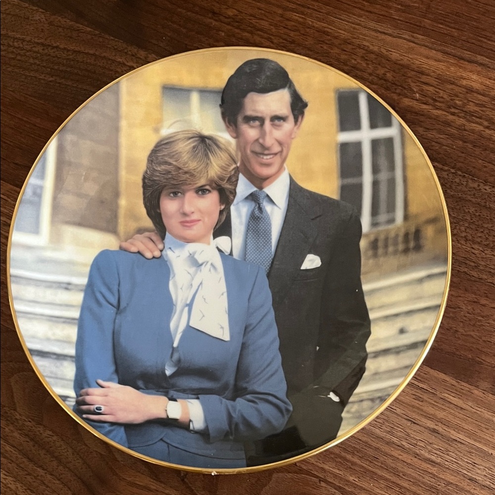 Commemorative Decorative Plate with Portrait - Blue, Black, Gold Trim